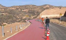 彩色手工微表处的抗腐蚀能力如何？在化工厂、海边等特殊环境能用吗？