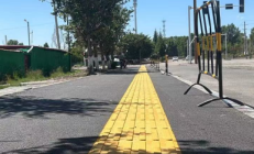 现浇金刚盲道乡村道路每米造价多少？包工包料成本预算贵吗？