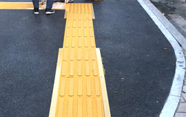 景点 水性EAU彩色防滑路面施工与维护成本高吗?施工难度有哪些?